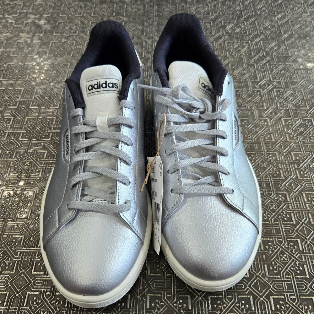 🐢 Adidas Urban Court Tennis Silver Sneakers Women Size 9 NEW - Picture 3 of 14